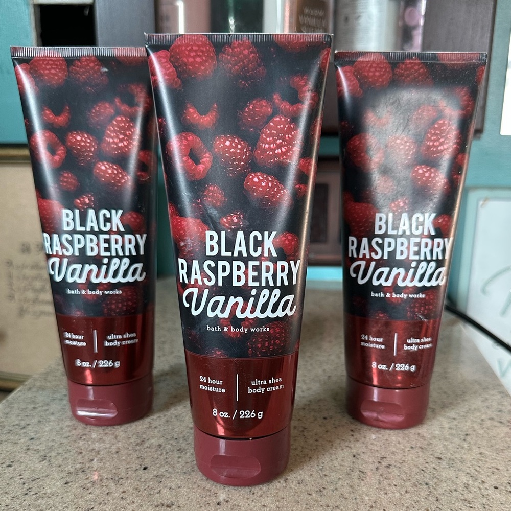 Black raspberry vanilla bath and body works lotion